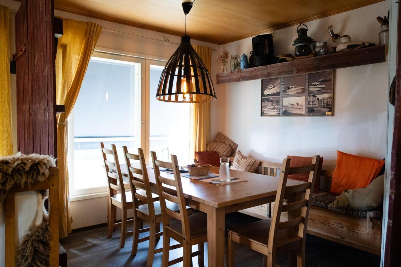 Bed & Breakfast Restaurang Sybarit Houtskar Bagian luar foto